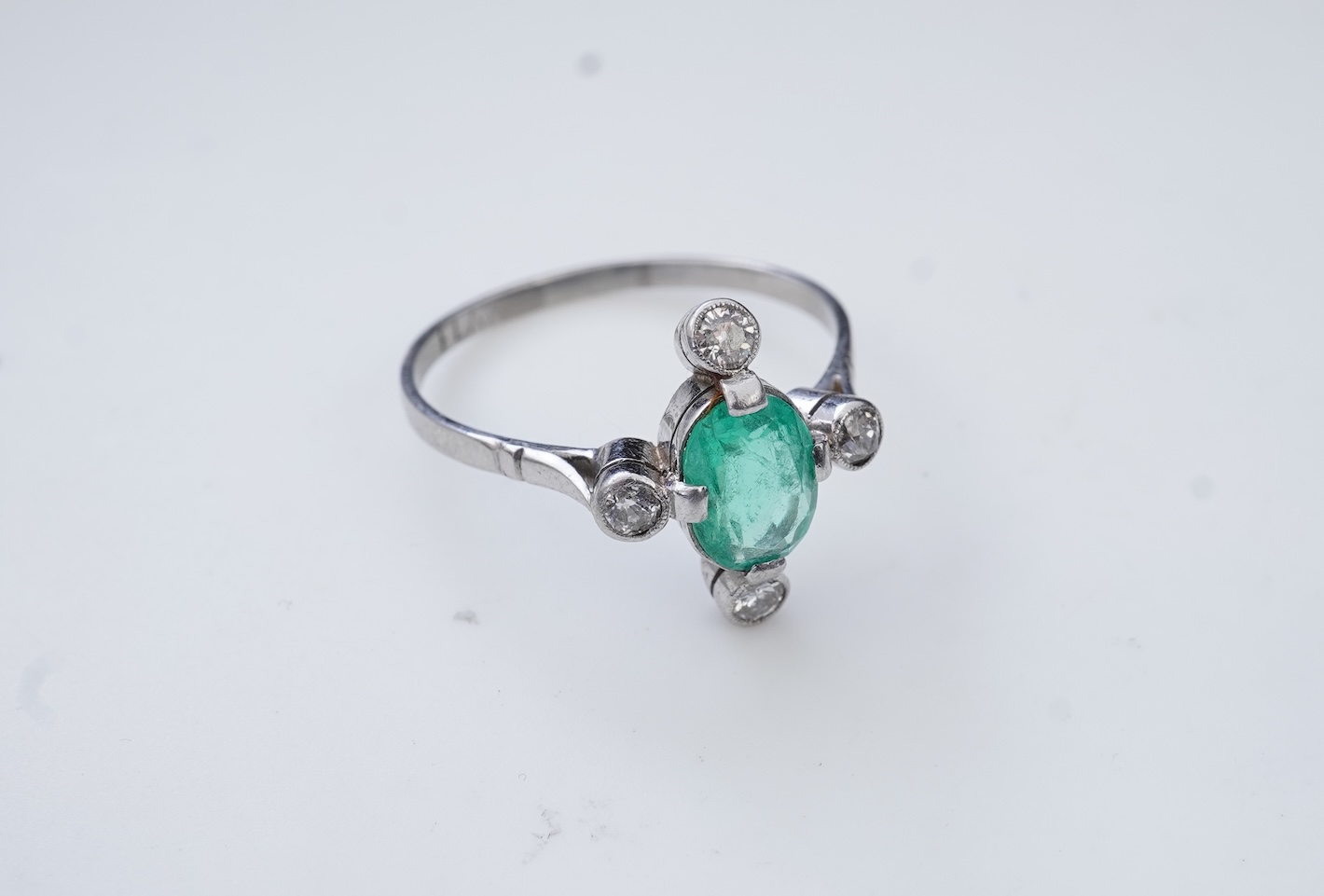 An Art Deco emerald and diamond ring, first half 20th century